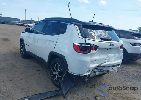 2024 Jeep Compass Limited 4X4 from USA, damaged, VIN 3C4NJDCN4RT142613